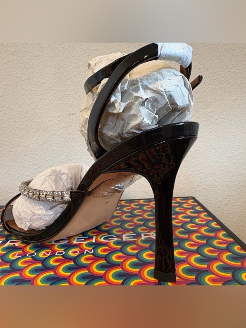 NIB [Kurt Geiger] Black Patent Crystal Strap Dress Sandals Women’s US 7.5 or 9 - Picture 4 of 11